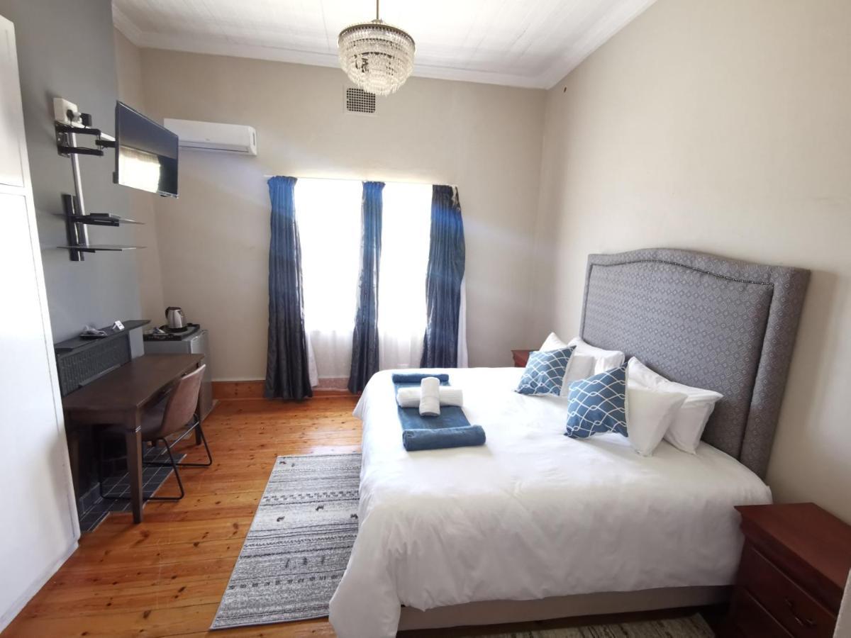 Lucolo Palace B&B Aliwal North Exterior photo
