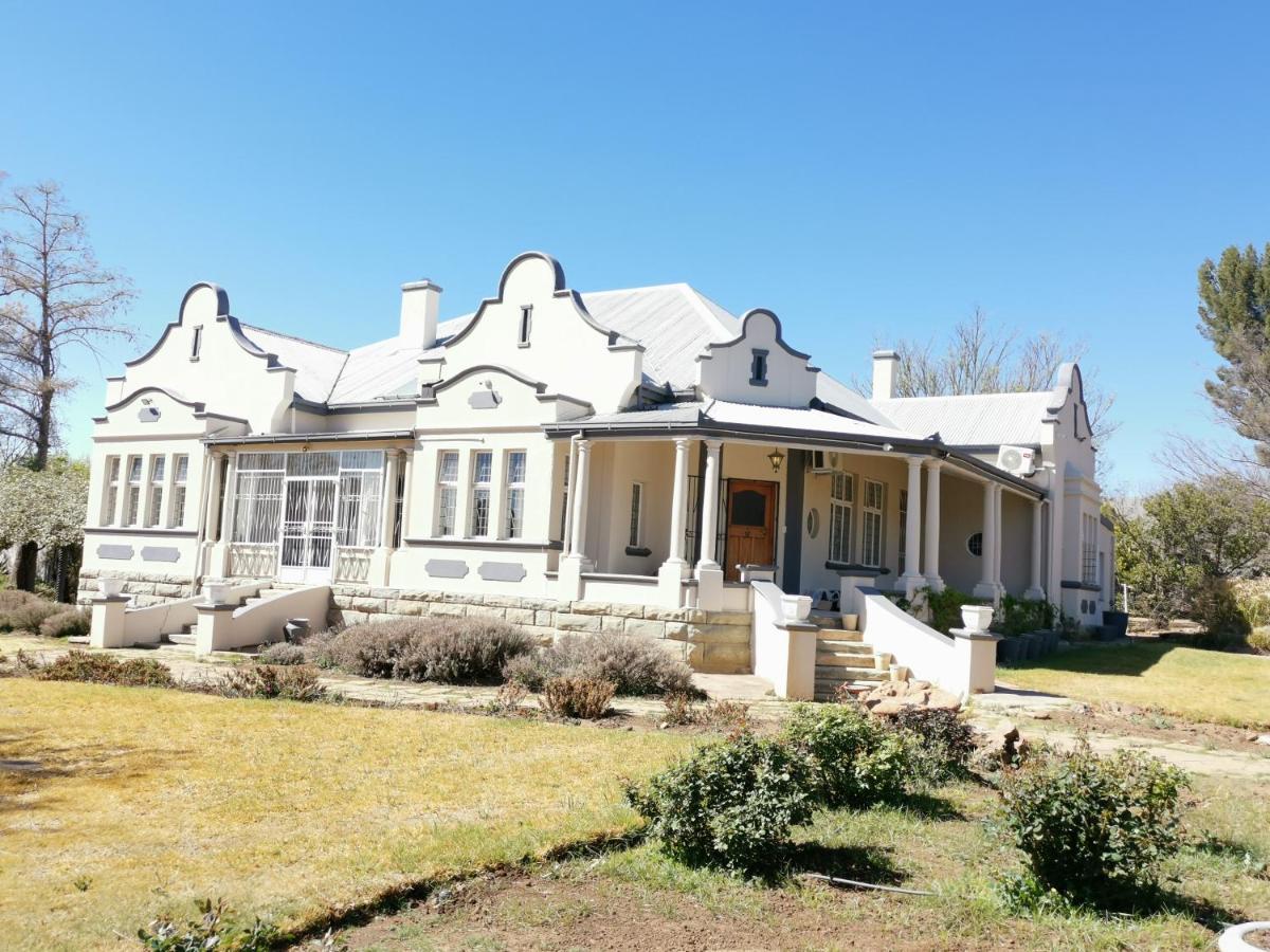 Lucolo Palace B&B Aliwal North Exterior photo